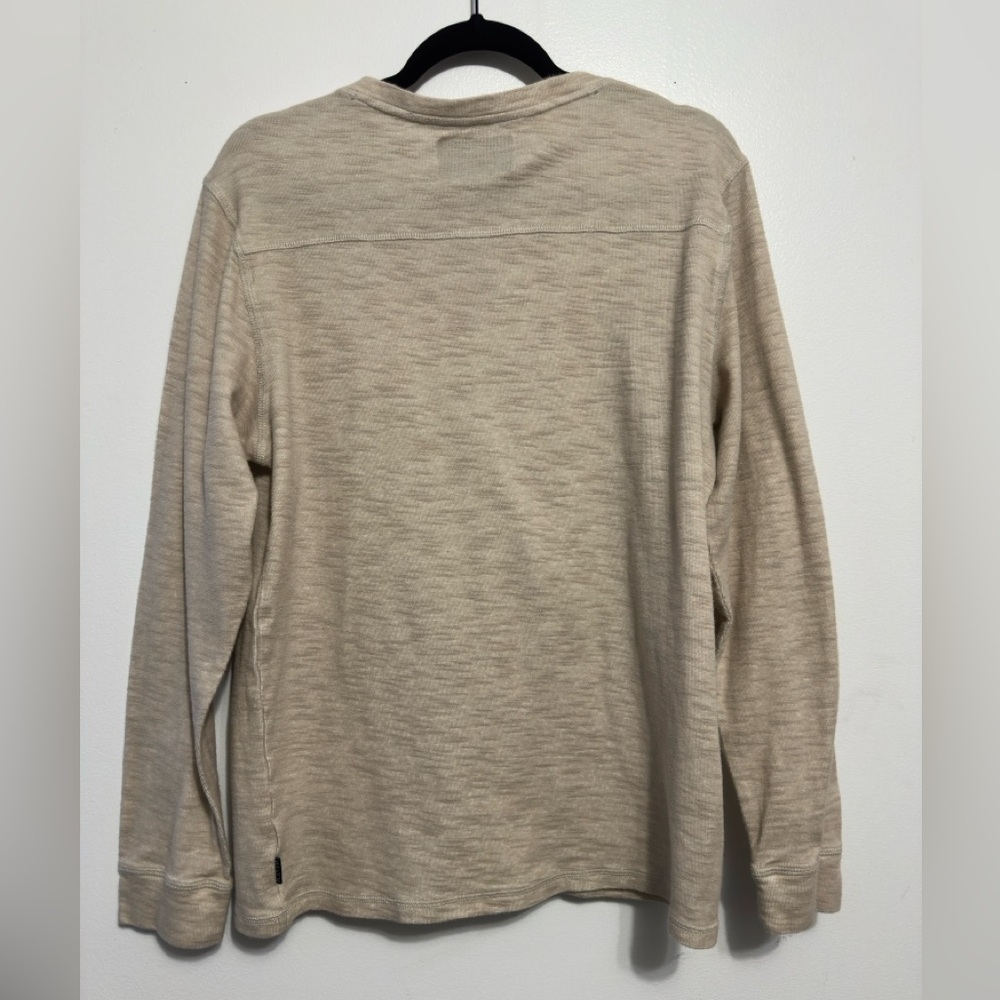Maven Co-op Men's Marled Performance Henley long-sleeve shirt. - Picture 2 of 6